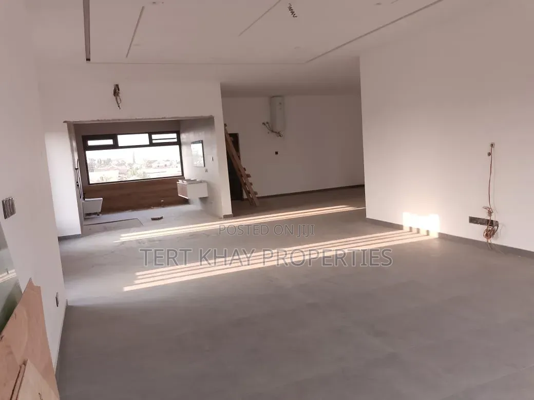 5bdrm House in Adjiriganor, Ability for sale