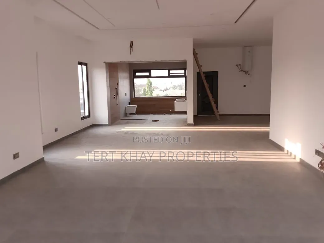 5bdrm House in Adjiriganor, Ability for sale