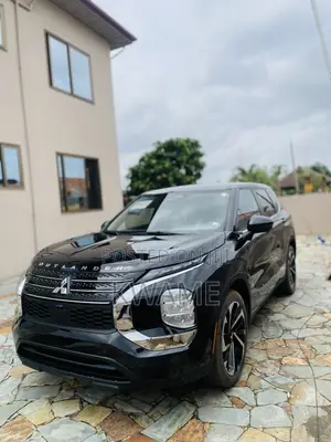 Mitsubishi Outlander ES 2022 Black
