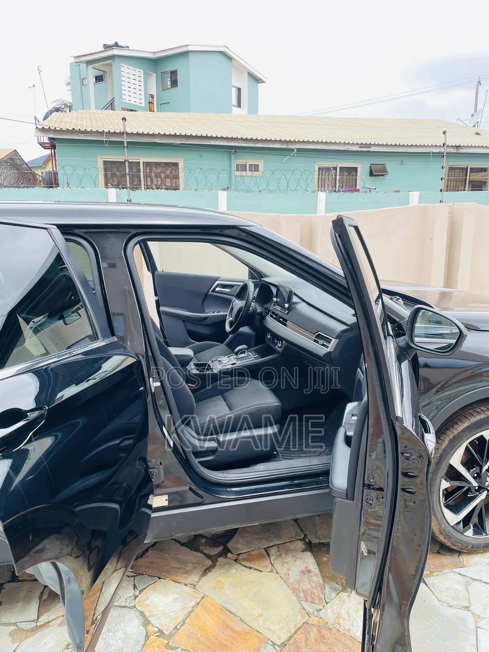 Mitsubishi Outlander 2022 Black