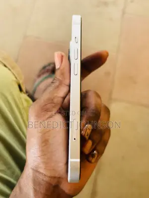 Apple iPhone 13 128 GB White