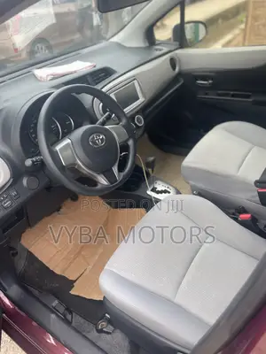 Toyota Vitz 2013 Brown