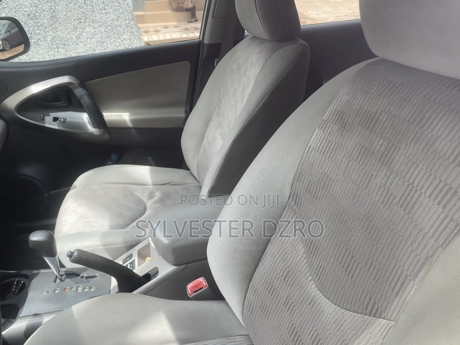 Toyota RAV4 2012 Silver
