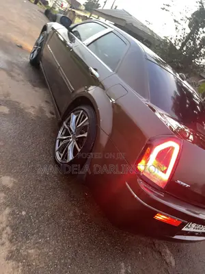 Chrysler 300 300C AWD 2007 Brown