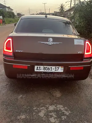 Chrysler 300 300C AWD 2007 Brown