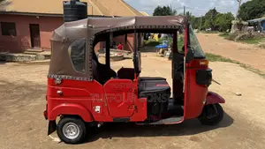 Bajaj RE 2025 Red