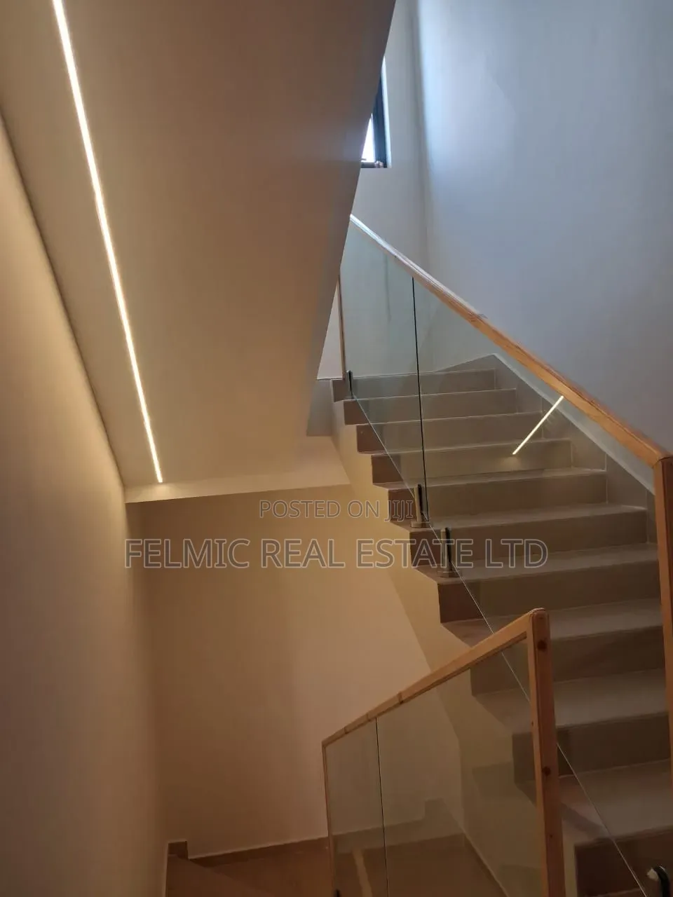 4bdrm Duplex in Felmic Real Estate, Dzorwulu for sale