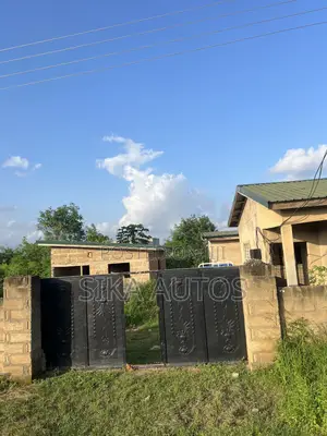 4bdrm House in Sika Properties, Ga South Municipal for sale