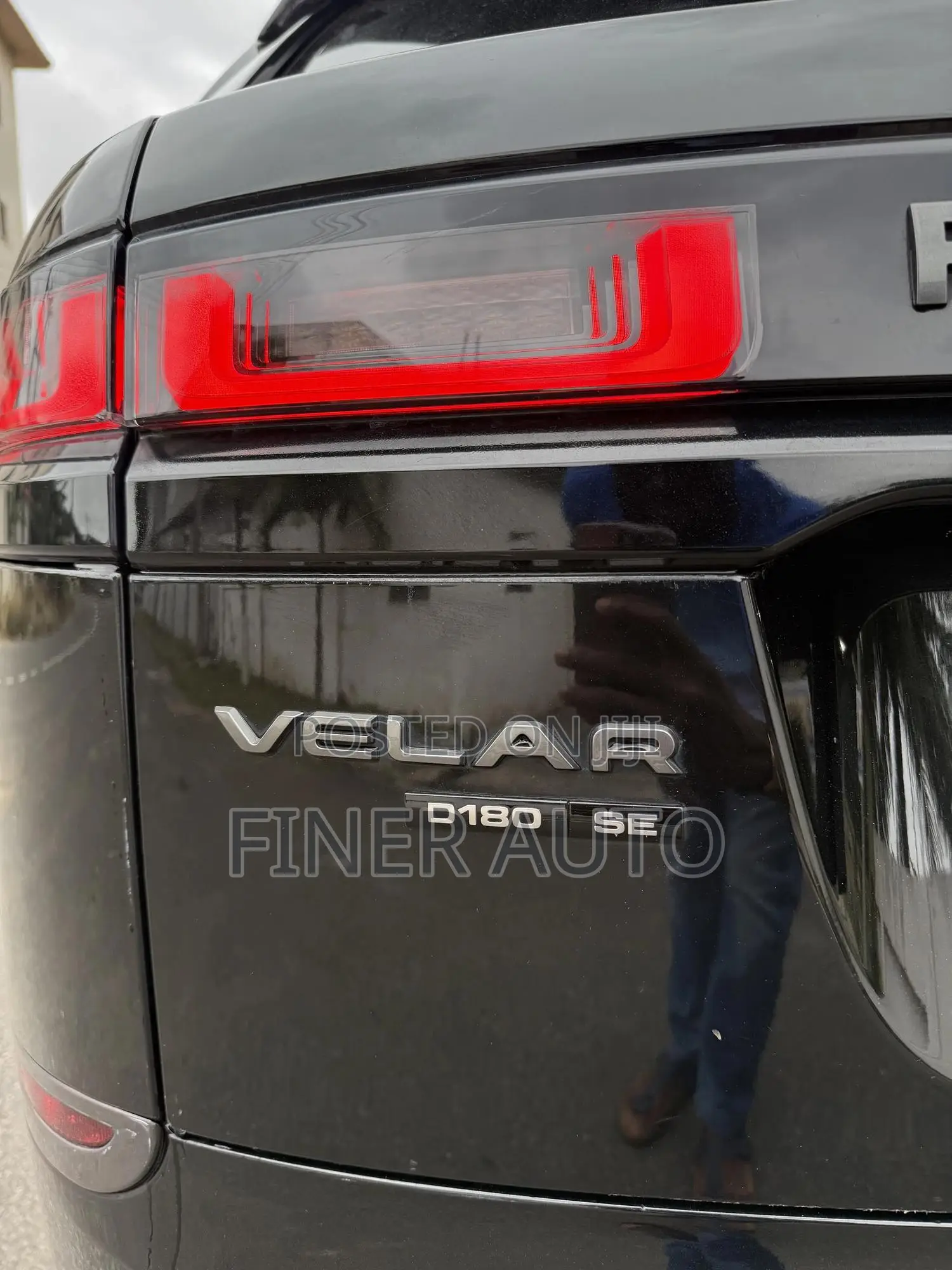 Land Rover Range Rover Velar D180 HSE R-Dynamic 4x4 2018 Black