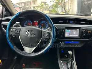 Toyota Corolla 2015 Black