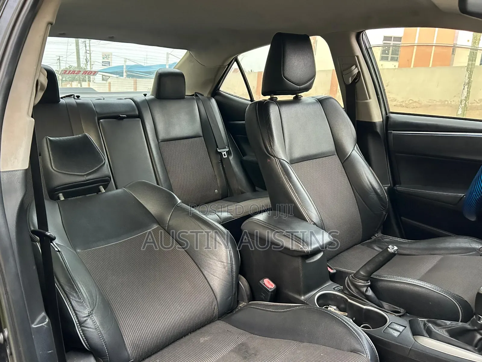 Toyota Corolla 2015 Black