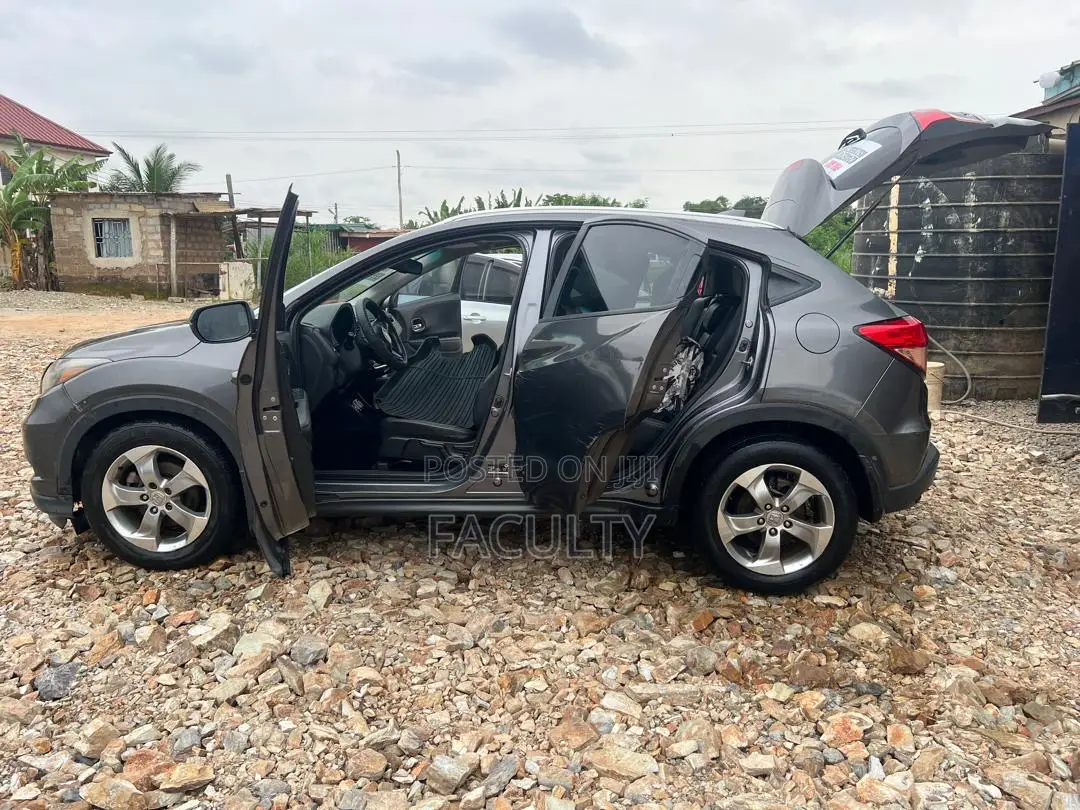 Honda HR-V EX AWD 2018 Gray
