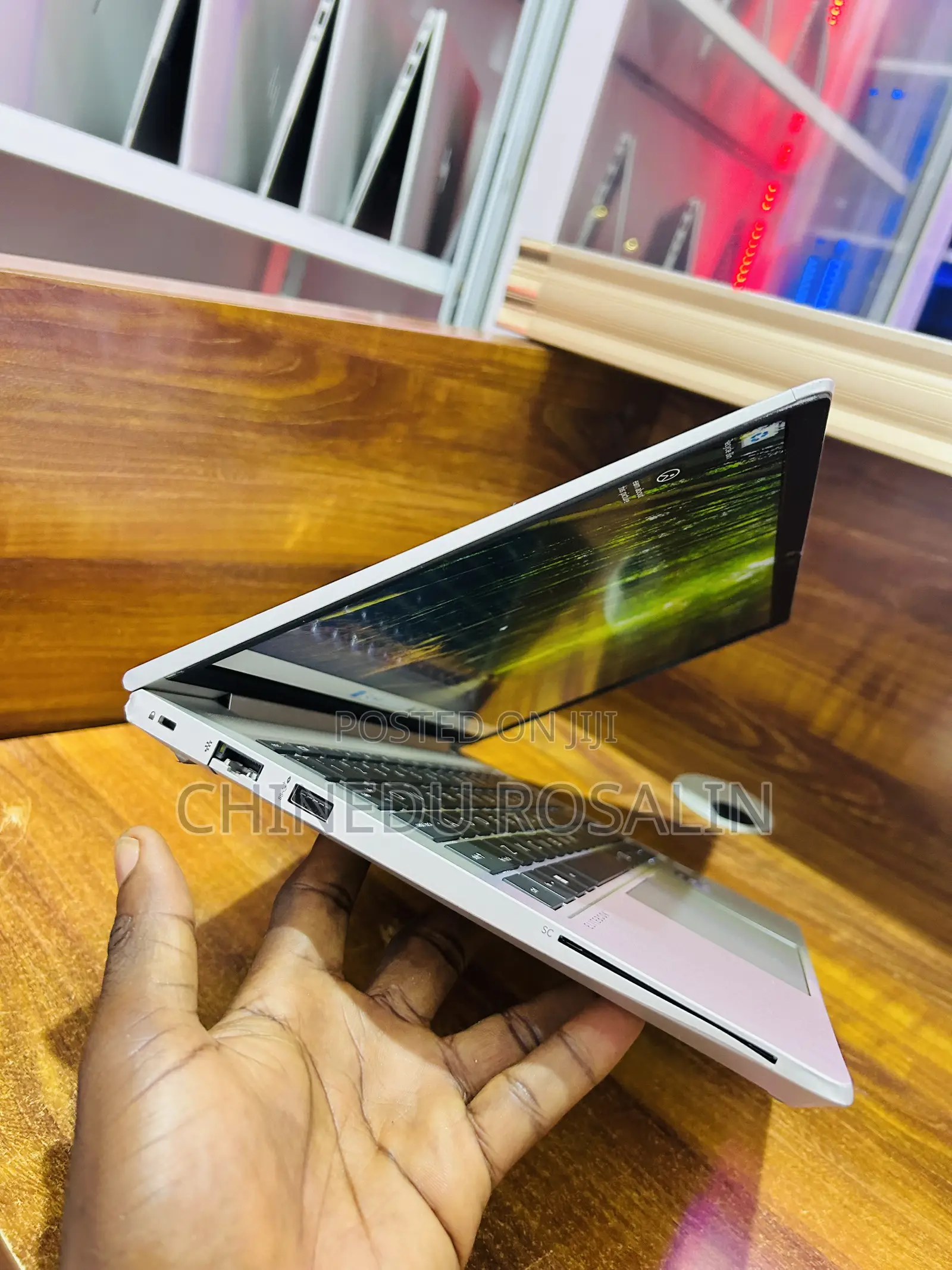 Laptop HP EliteBook 640 G10 16GB Intel Core i7 SSD 256GB