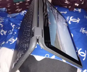 Laptop Dell Latitude 7390 8GB Intel Core i5 HDD+SSD 5T