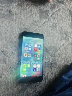 Apple iPhone 7 Plus 32 GB Black