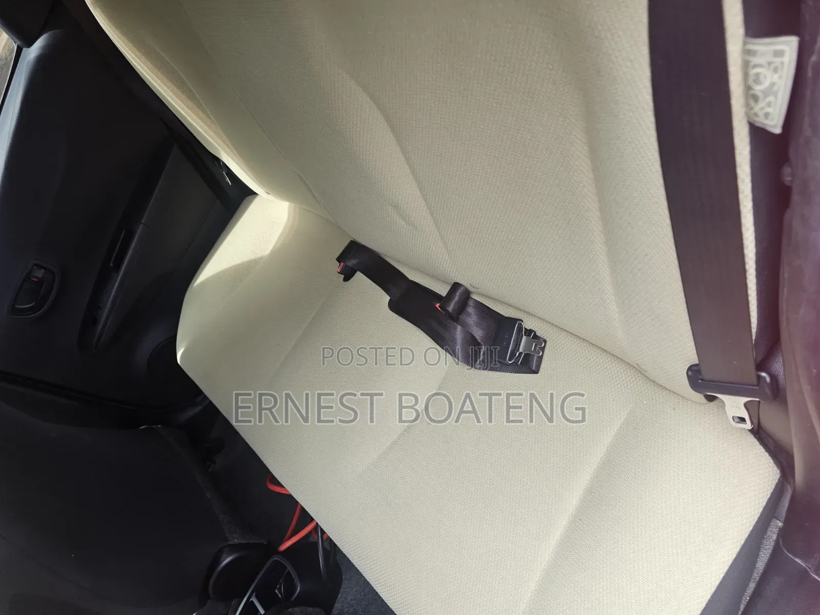 Toyota Vitz 2011 Red