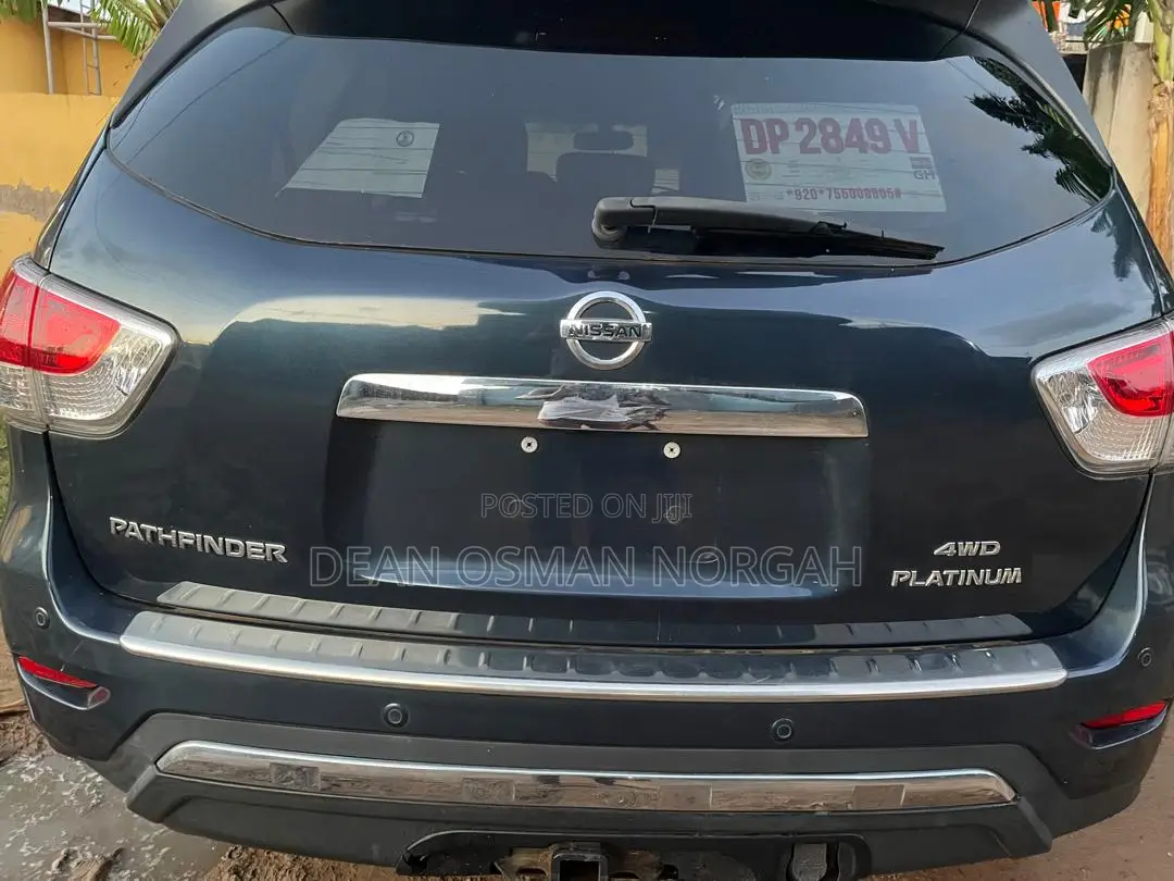 Nissan Pathfinder Platinum 4dr 4x4 (3.5L 6cyl) 2016 Blue
