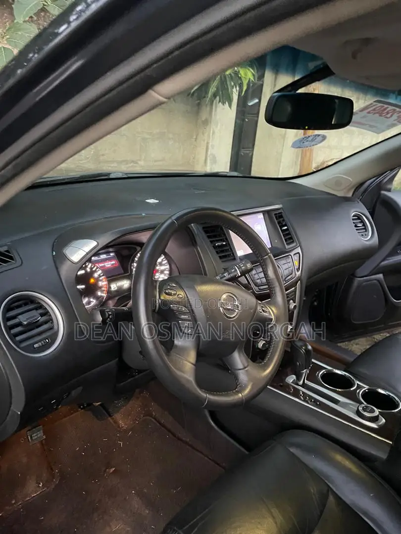 Nissan Pathfinder Platinum 4dr 4x4 (3.5L 6cyl) 2016 Blue