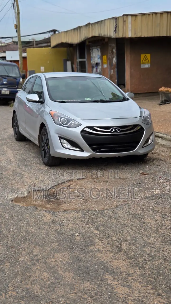Hyundai Elantra Sport 4dr Sedan (2.0L 4cyl 6M) 2014 Gray