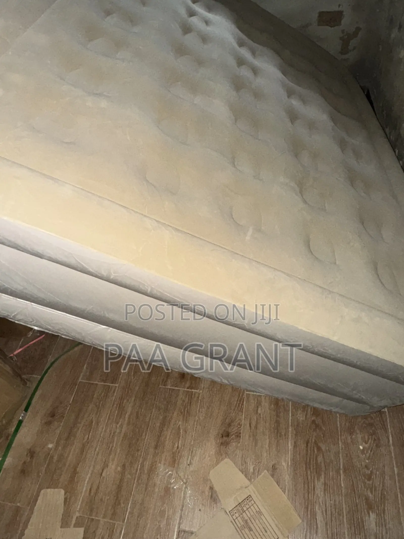Hotel Comfort at Home (Double Size Air Mattress With Inbuilt Pump