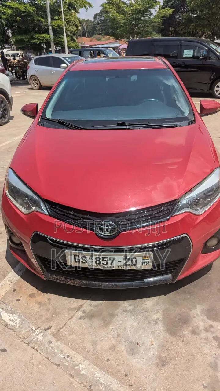 Toyota Corolla S 4dr Sedan (1.8L 4cyl CVT) 2016 Red