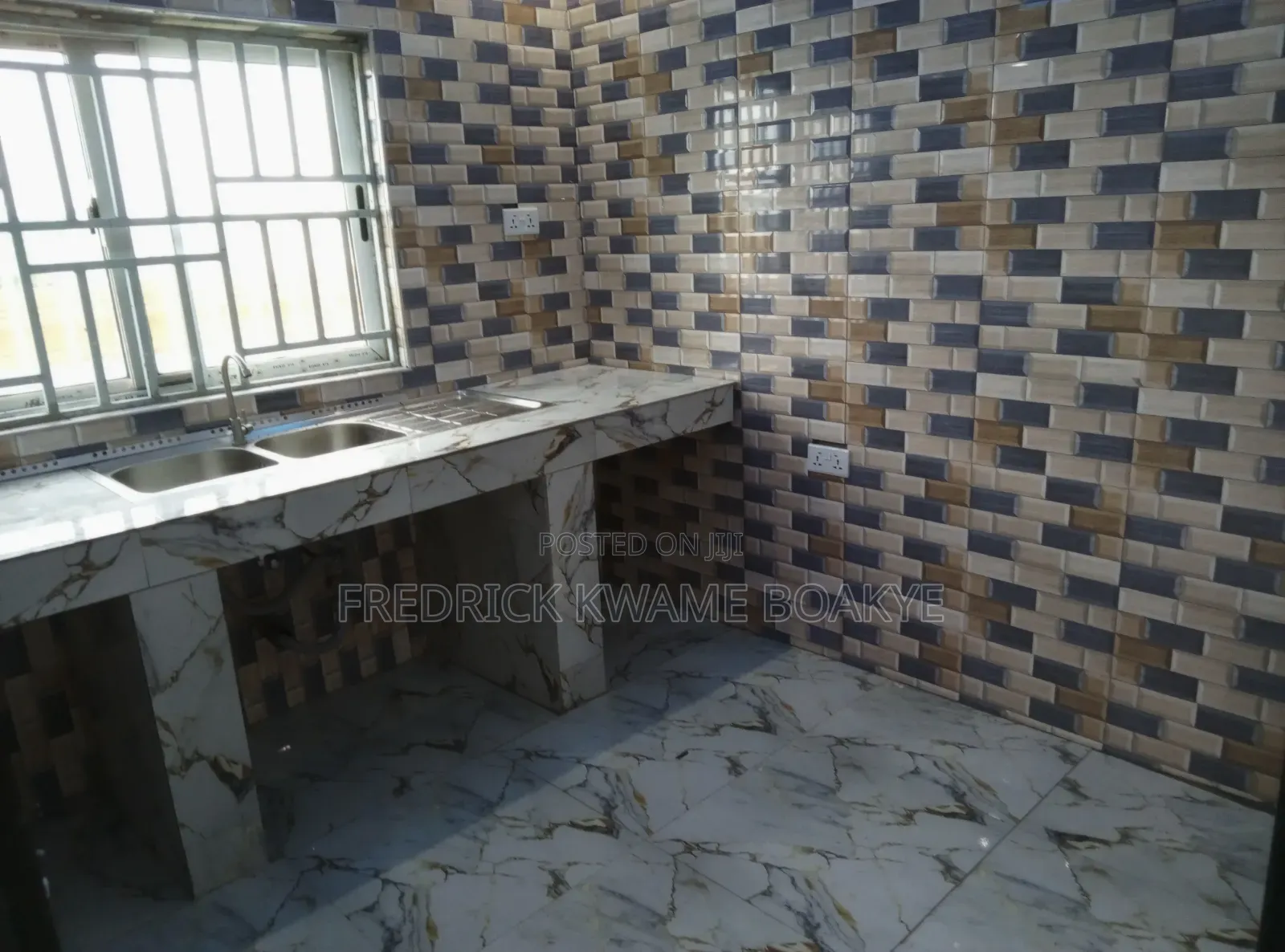 4bdrm House in Brother K Estate, Kumasi Metropolitan for sale
