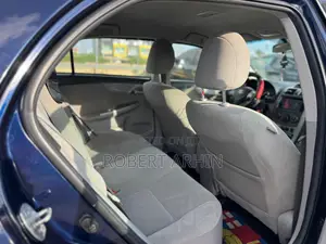 Toyota Corolla LE 4dr Sedan (1.8L 4cyl 4A) 2012 Blue