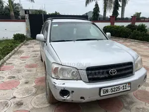 Toyota Highlander 2002 Silver
