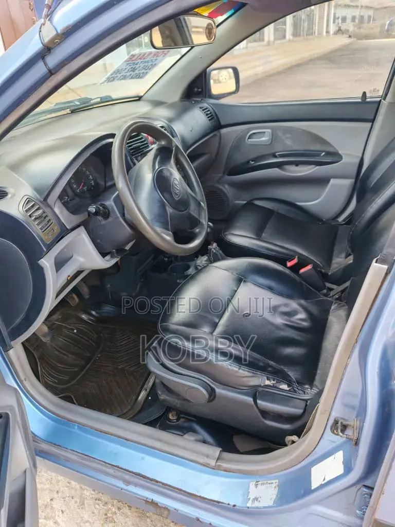 Kia Picanto 2016 Blue