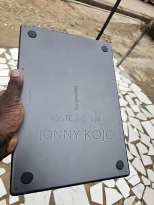 Laptop Apple MacBook Pro 2024 M3 36GB Apple M3 SSD 512GB