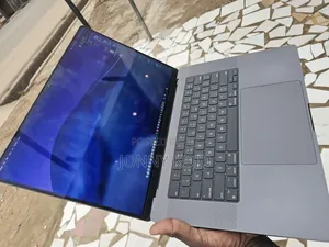 Laptop Apple MacBook Pro 2024 M3 36GB Apple M3 SSD 512GB