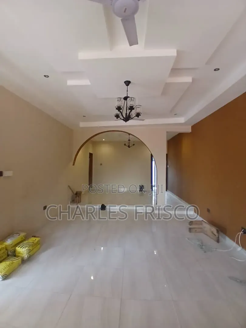 2bdrm Apartment in East Legon Mempeasem, American House for rent