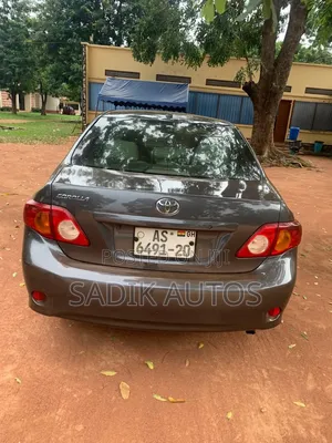 Toyota Corolla LE 4dr Sedan (1.8L 4cyl 4A) 2010 Gray