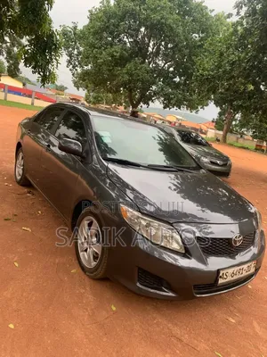 Toyota Corolla LE 4dr Sedan (1.8L 4cyl 4A) 2010 Gray