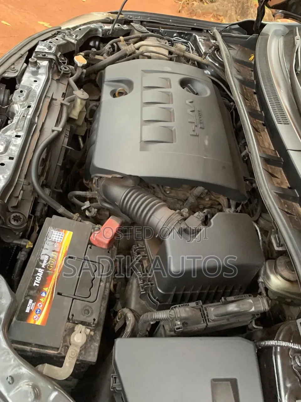 Toyota Corolla LE 4dr Sedan (1.8L 4cyl 4A) 2010 Gray