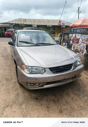 Toyota Corolla 2002 Brown