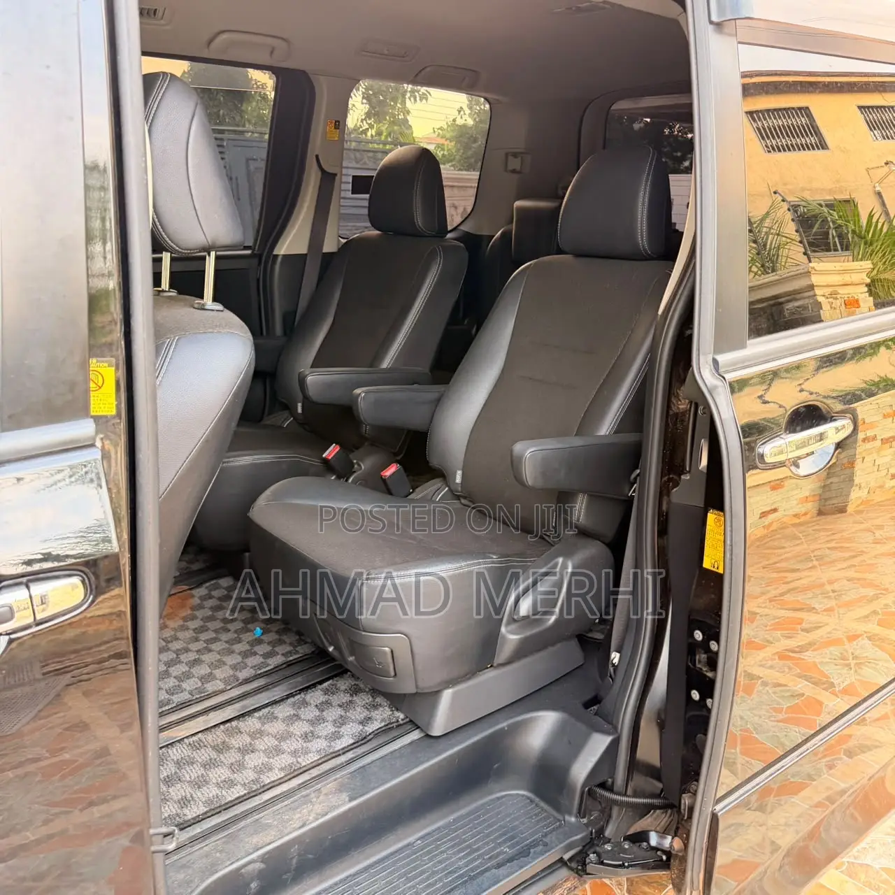 Toyota Voxy 2013 Black