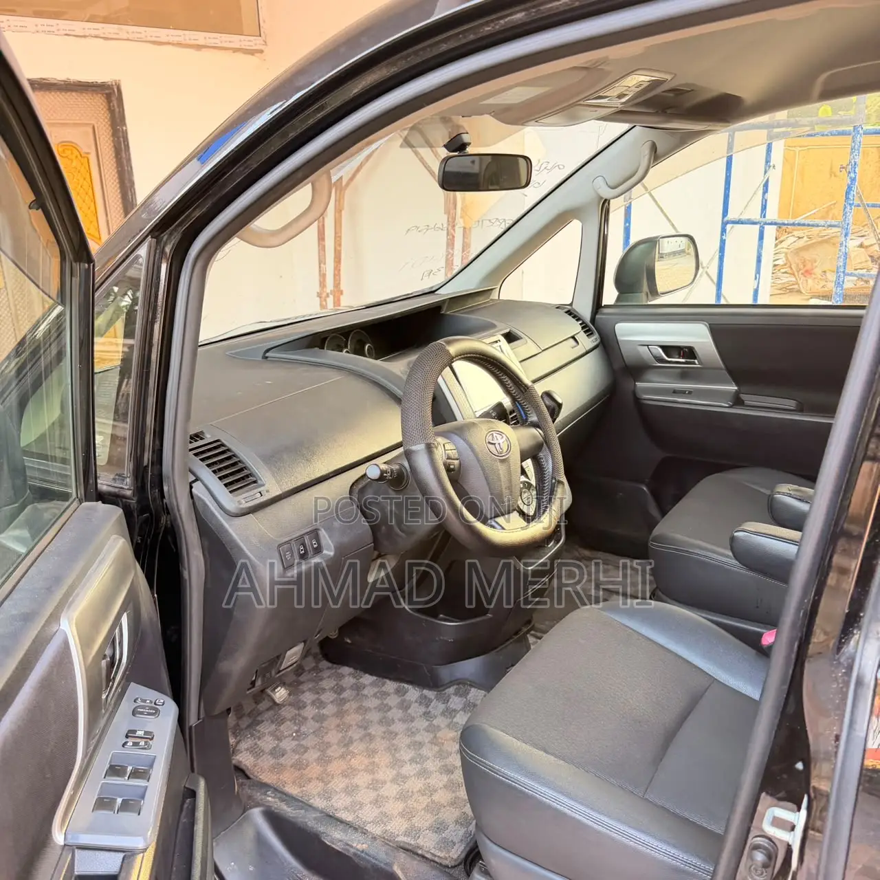 Toyota Voxy 2013 Black