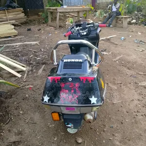 Honda Super 2025 Black