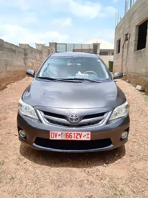 Toyota Corolla LE 4dr Sedan (1.8L 4cyl 4A) 2012 Gray