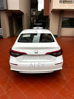 Honda Civic EX 2022 White
