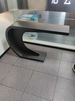 Minimalistic C-Shaped Console Table/Hallway Table( 120cm)