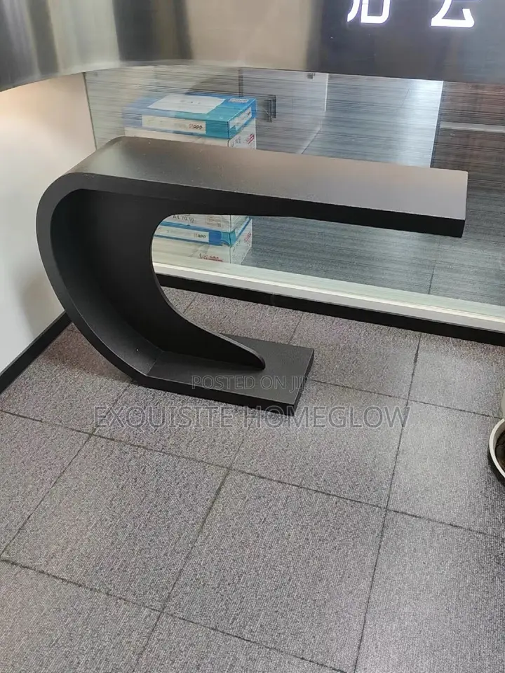 Minimalistic C-Shaped Console Table/Hallway Table( 120cm)