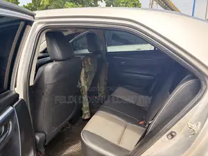 Toyota Corolla S 4dr Sedan (1.8L 4cyl CVT) 2016 Gray