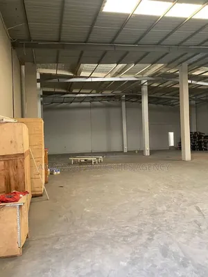 Warehouse and an Office Complex for Sale * Lapaz