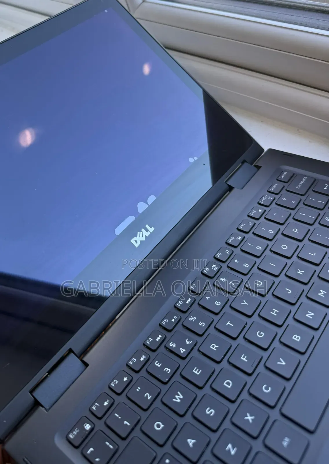 New Laptop Dell Latitude 3390 2-in-1 8GB Intel Core i5 SSD 256GB