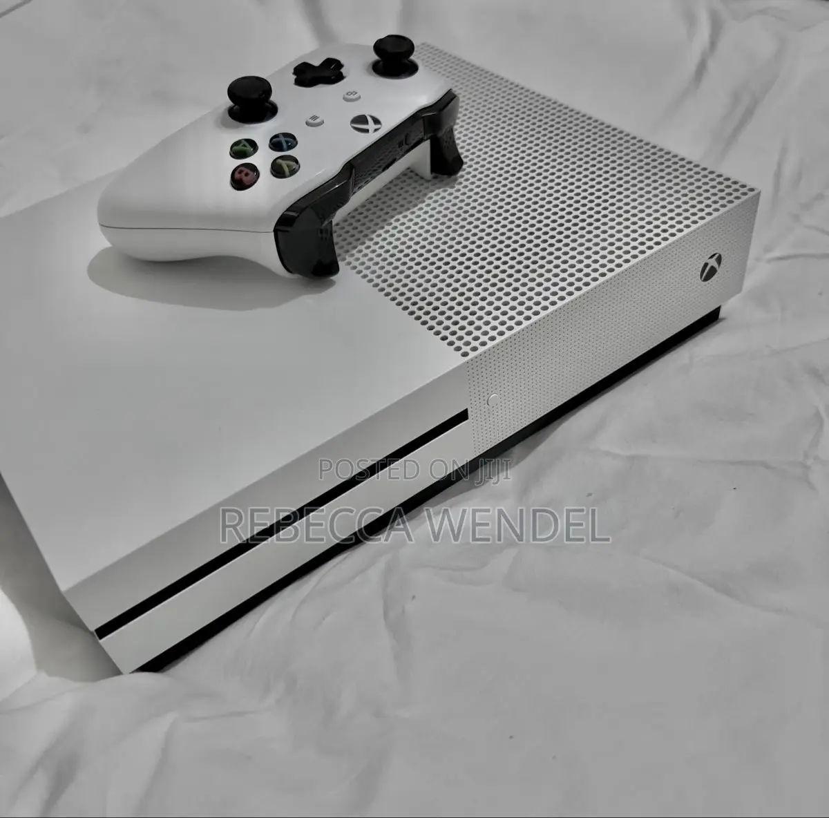 Xbox One S