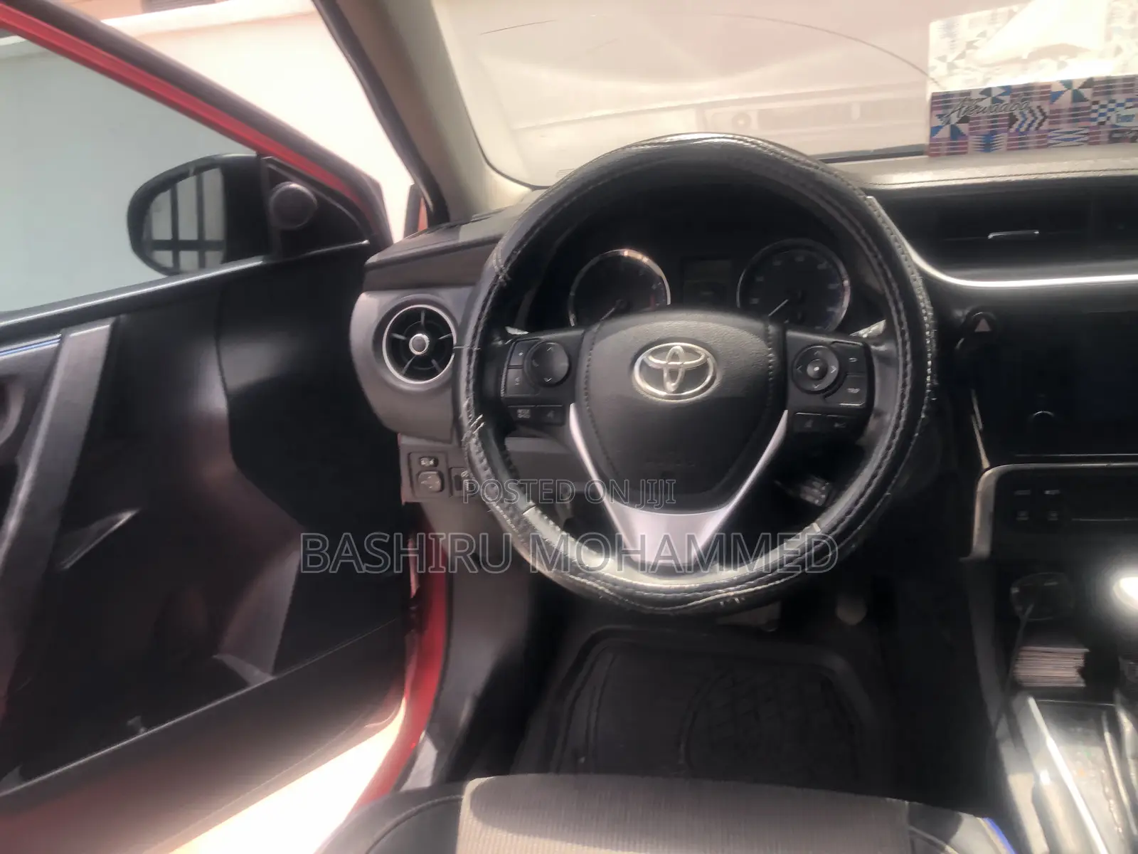 Toyota Corolla LE 4dr Sedan (1.8L 4cyl CVT) 2017 Red
