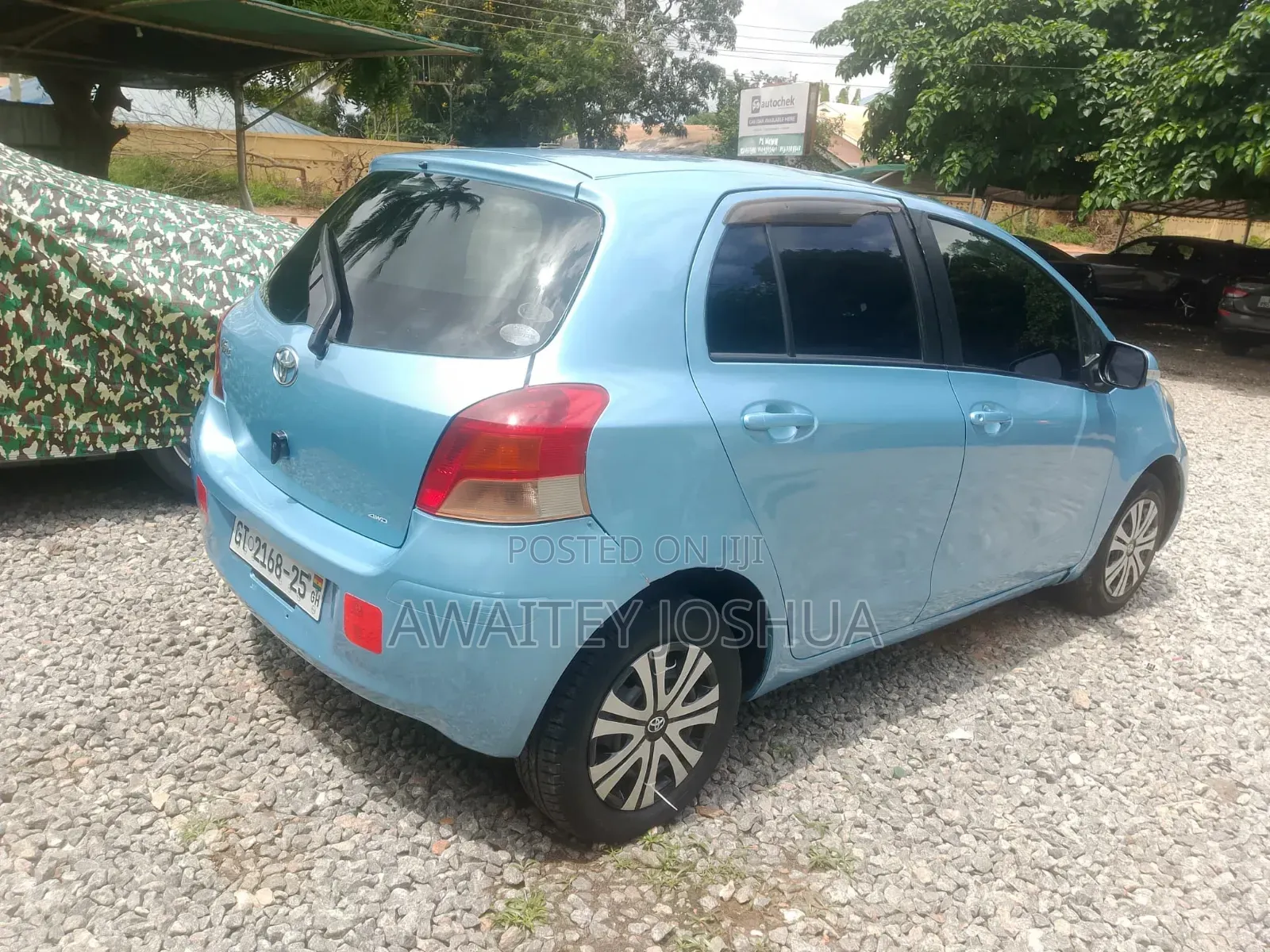 Toyota Vitz 2011 Blue