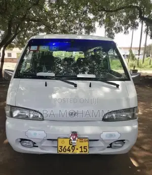 Hyundai H-100 2004 White